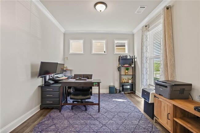 Building Photo - 7057 Br Crk Cv