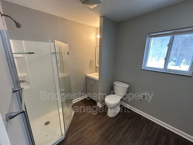 Building Photo - 5713 Daphne Ln