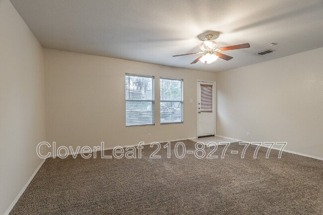 Building Photo - 104 Bay Willow