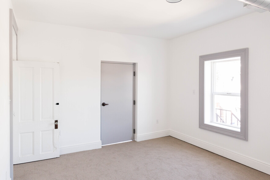 Building Photo - 4407 Butler St