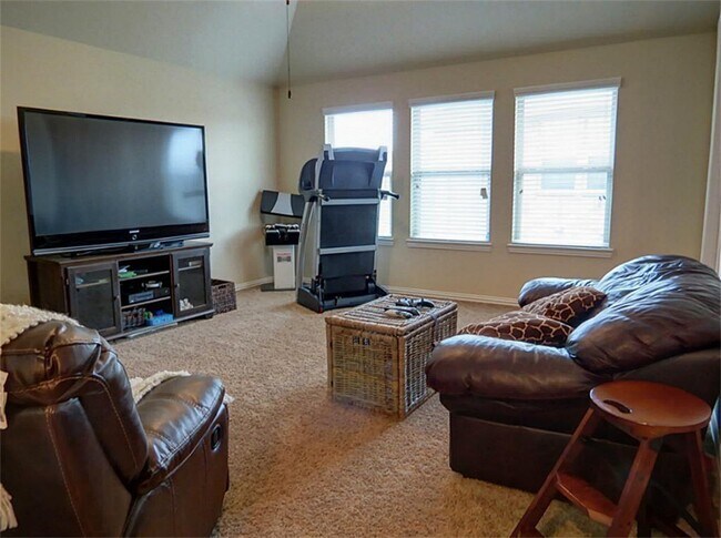 Building Photo - 28534 Hunters Shore Dr
