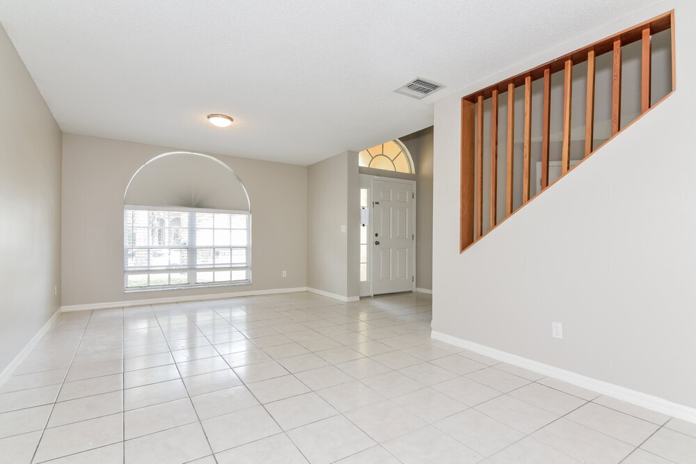 Building Photo - 2325 Kenwick Dr