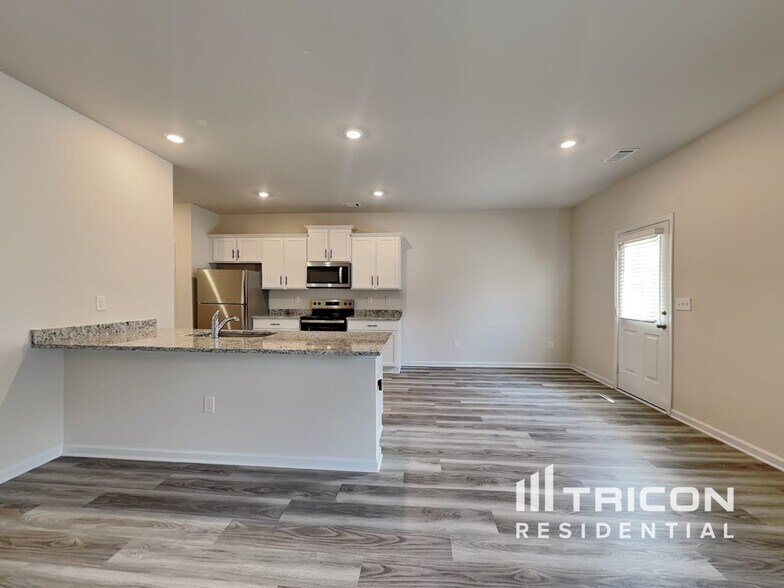 Building Photo - 287 Limestone Cir