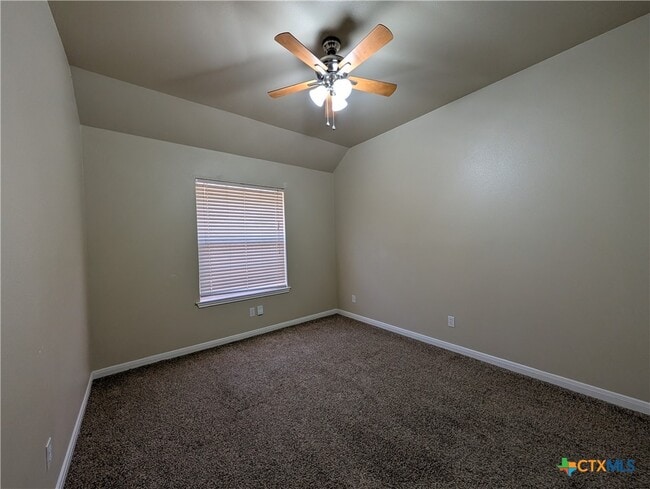 Building Photo - 1662 Lantana Cir