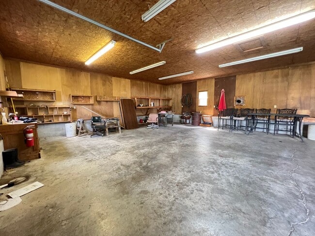 Building Photo - The Lifestyle You Deserve.