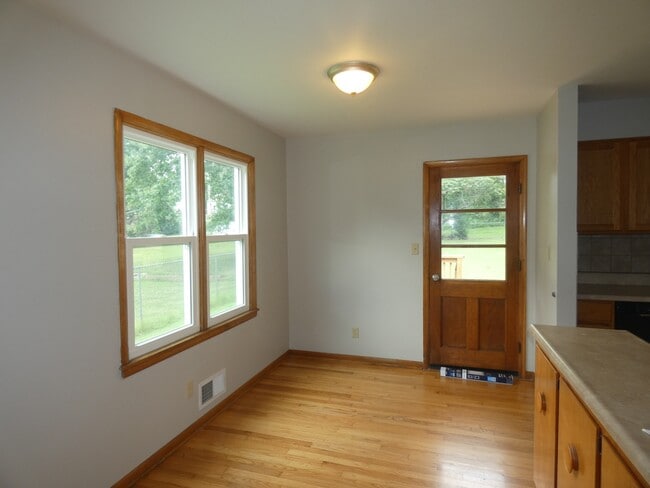 Building Photo - 1402 NE 67th St