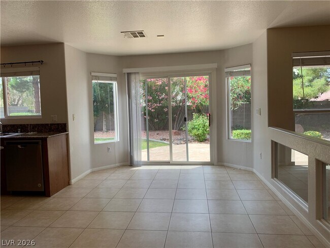 Building Photo - 294 Powerbilt Ave