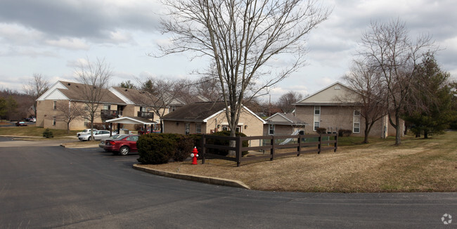 Building Photo - Brentwood Apartments