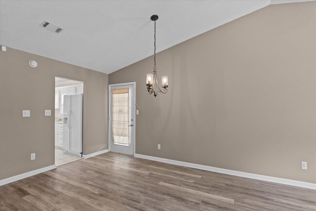 Building Photo - 2016 Caton Dr