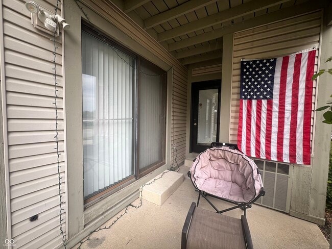 Building Photo - 2922 Eagles Crest Cir