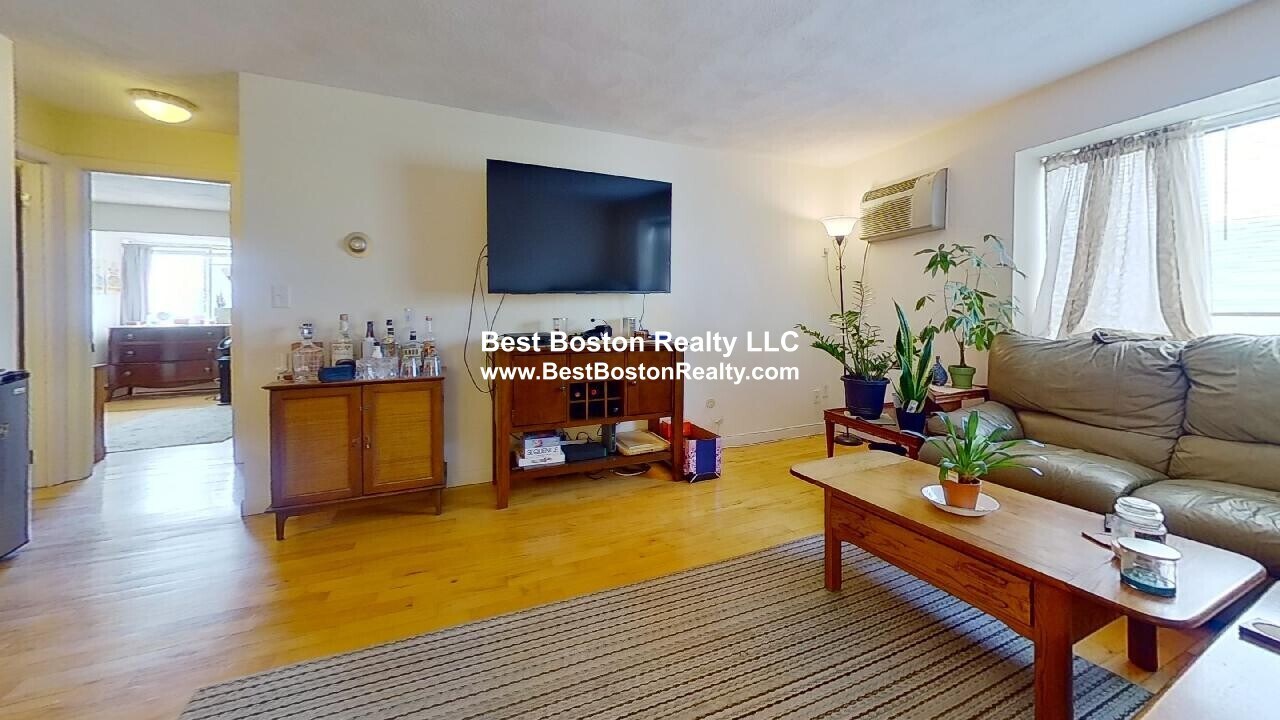 Building Photo - 84 Grant St