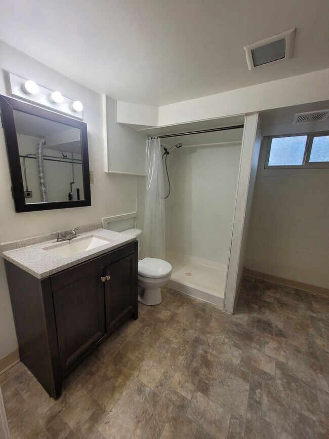 Building Photo - 116sixth