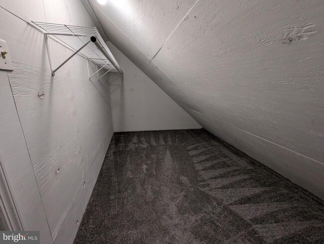 Building Photo - 2176 S Glebe Rd