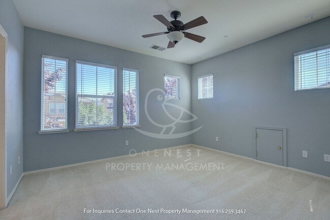 Building Photo - 862 Courtyards Loop