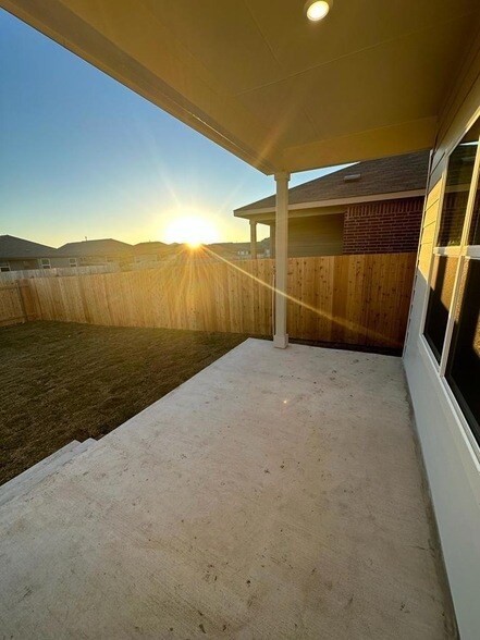 Building Photo - 336 Canley Lp