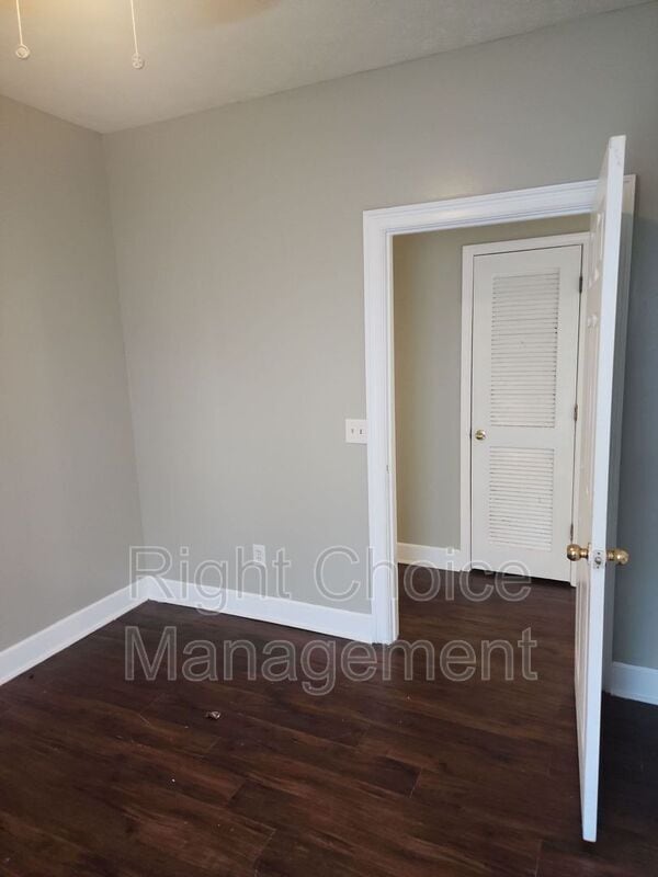 Building Photo - 8082 Veterans Pkwy