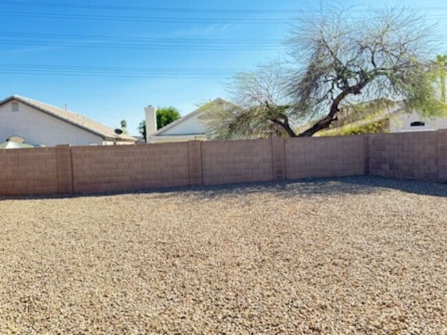 Building Photo - Jewel in South Tempe 3 bedroom rental