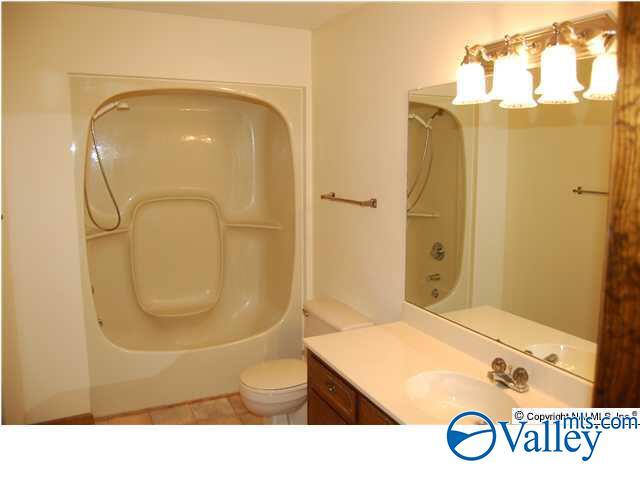 Building Photo - 151 Butch Cir