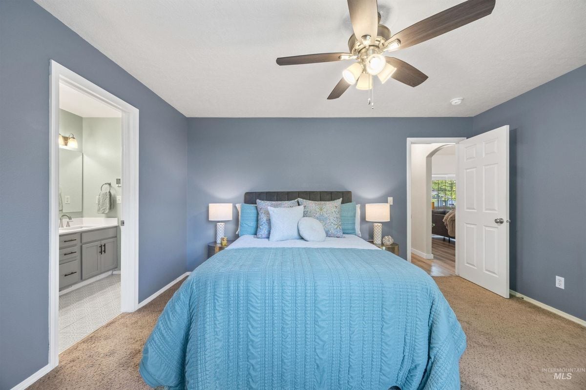 Building Photo - 6512 S Lone Tree Way