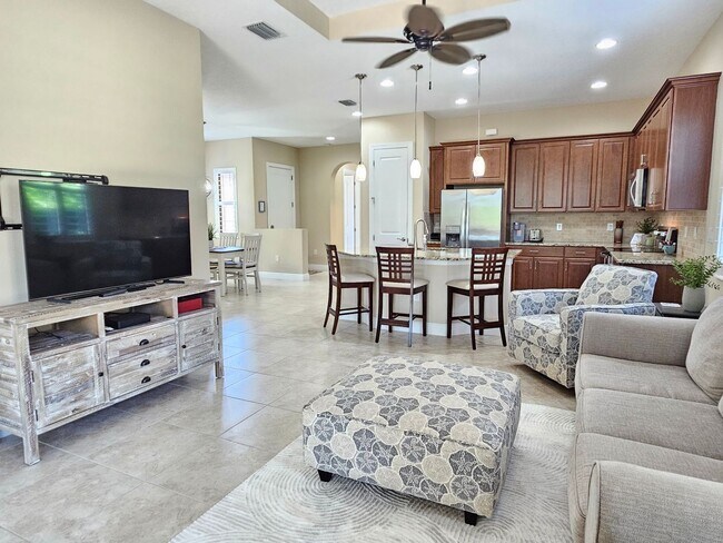 Building Photo - 10361 Crooked Crk Dr