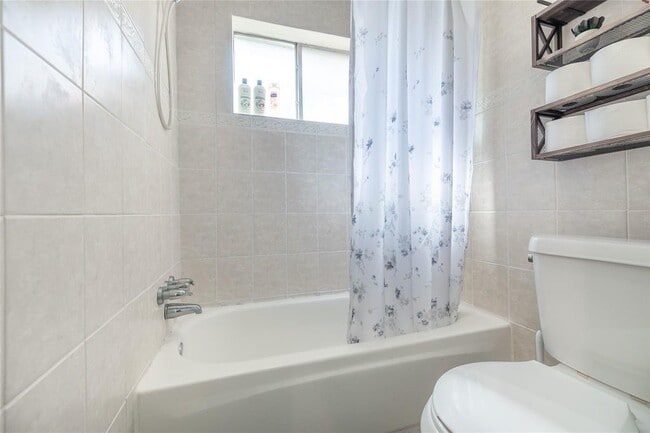 Building Photo - 9907 Towne Tower Ln