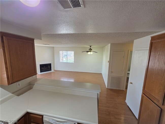 Building Photo - 2200 Highpointe Dr