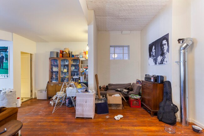 Building Photo - 6644 Gravois Ave