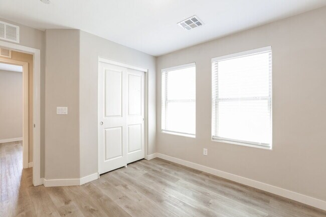 Building Photo - 7563 Bethel Cove Ct