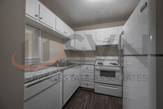 Building Photo - 500 Umstead Dr