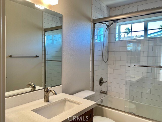 Building Photo - 2209 W 237th St