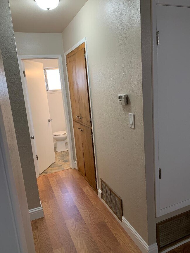 Hallway - 19041 Rio Verde St