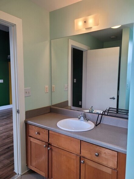 Building Photo - 502 Pryor St SW