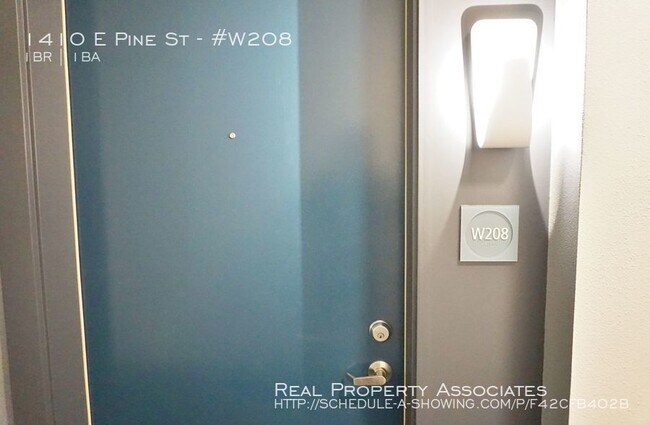 Building Photo - Braeburn Apartment