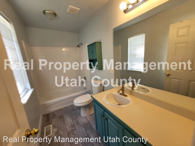 Building Photo - 5 br, 3 bath House - 885 South 630 West