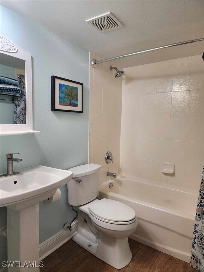 Building Photo - 4803 Sunset Ct