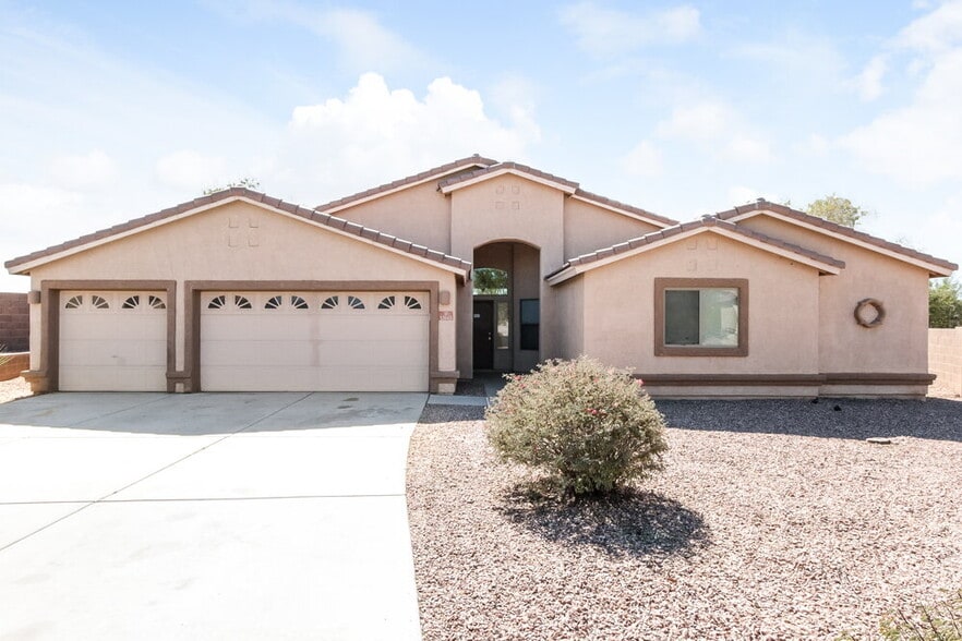 Primary Photo - 12465 N Stone Ring Dr