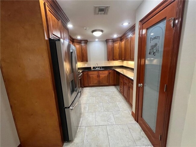 Building Photo - 3508 Decomine St