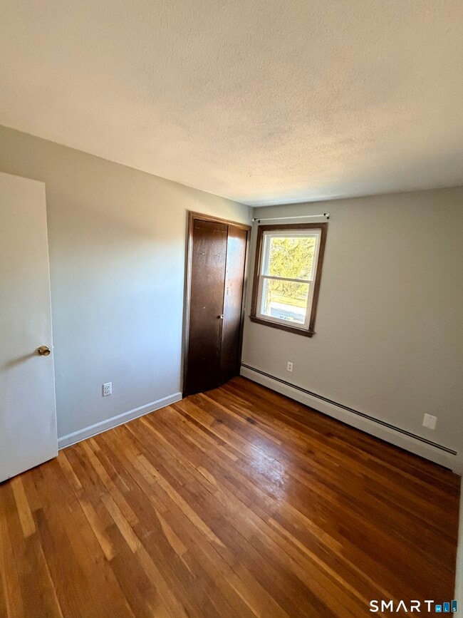 Building Photo - 195 Wall St