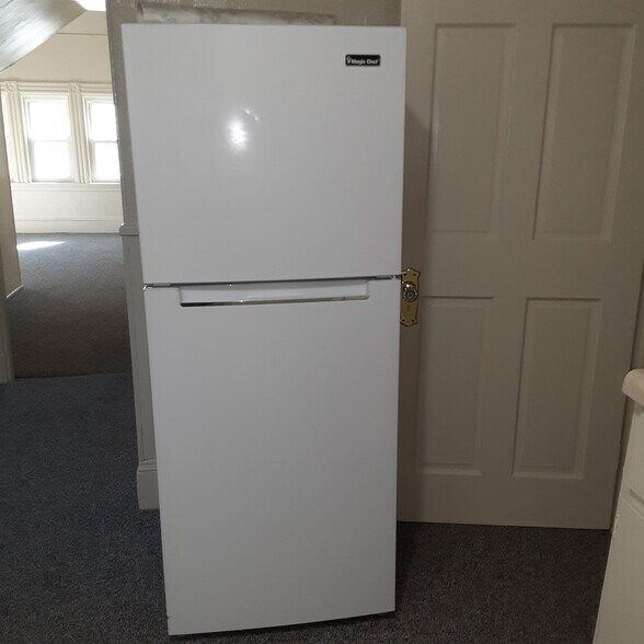 Building Photo - 105 Somerset St