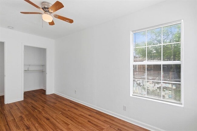 Building Photo - 206 Oscar St