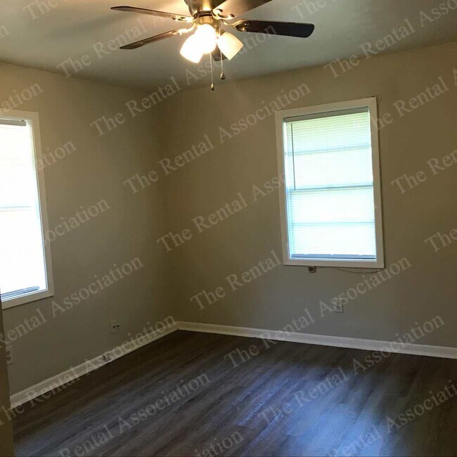 Building Photo - 208 Tennessee St