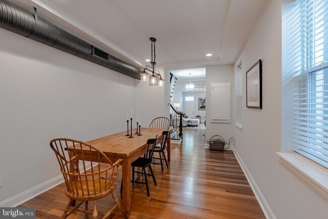 Building Photo - 223 S Collington Ave