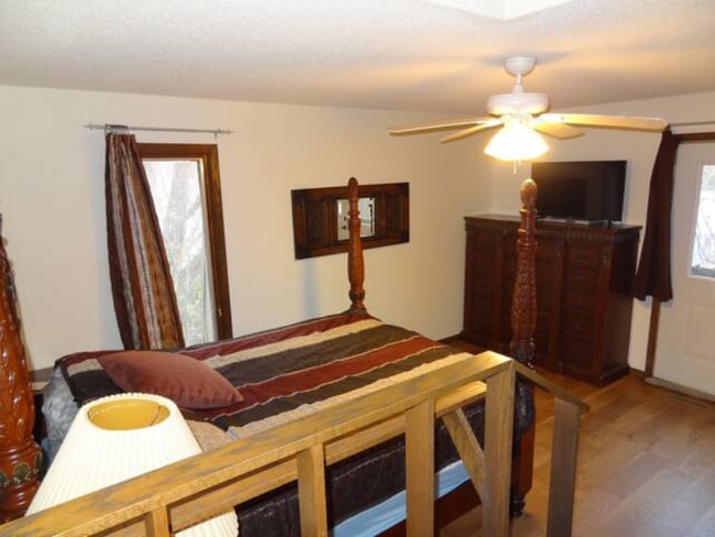 Master Bedroom - 946 14th Ave SW