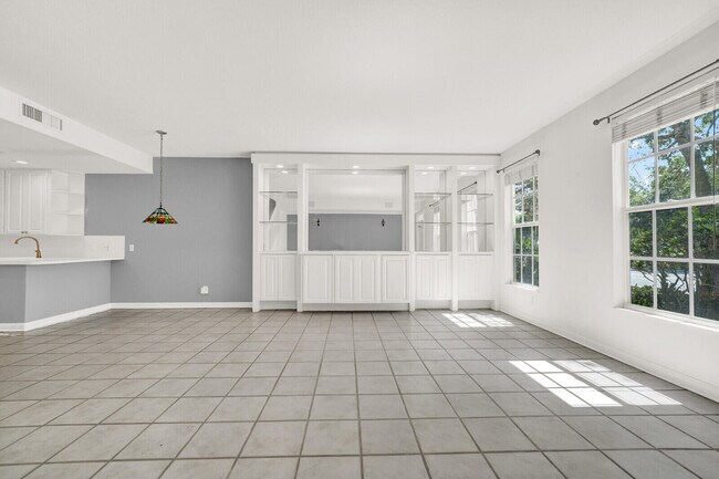 Building Photo - 133 Wentworth Ct