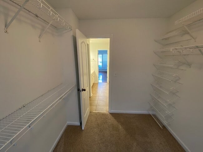 Building Photo - 1307 Hallwood Ln