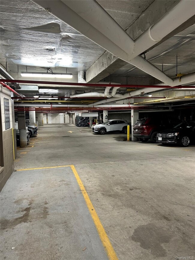 Building Photo - 125 Parkway Rd