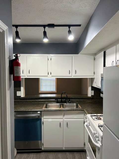 Building Photo - 789 Barnes Mill Trce