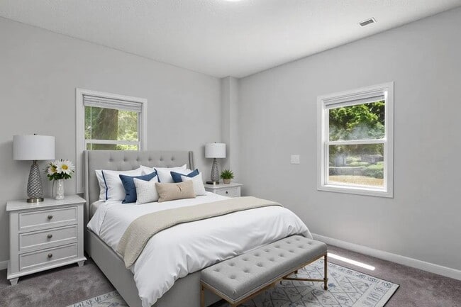 Building Photo - 1844 Brier Ln