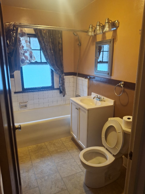 Building Photo - 149 Eastern Heights Blvd