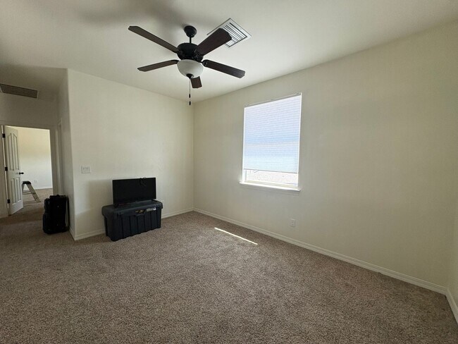 Building Photo - 12220 Branell Ln